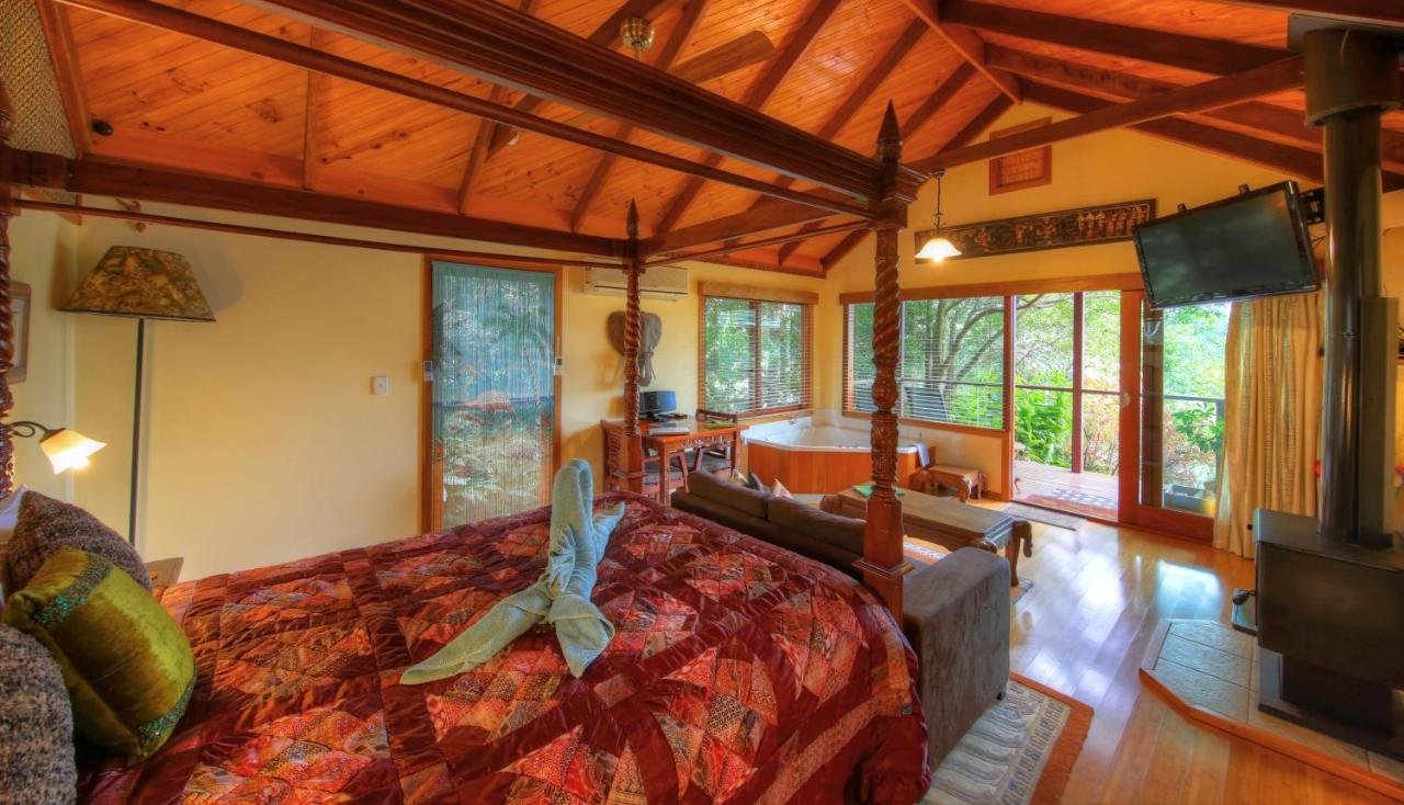 Maleny Tropical Retreat Bed & Breakfast Exterior photo