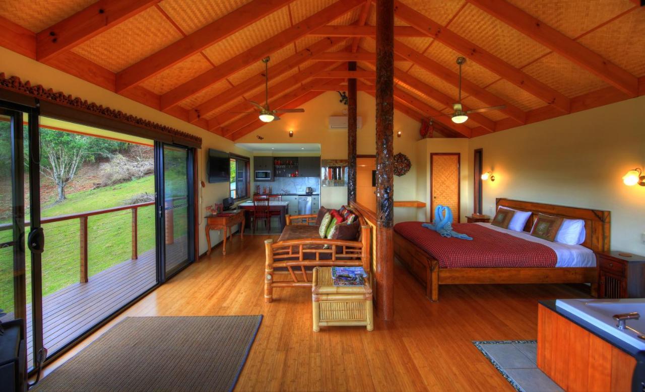 Maleny Tropical Retreat Bed & Breakfast Exterior photo