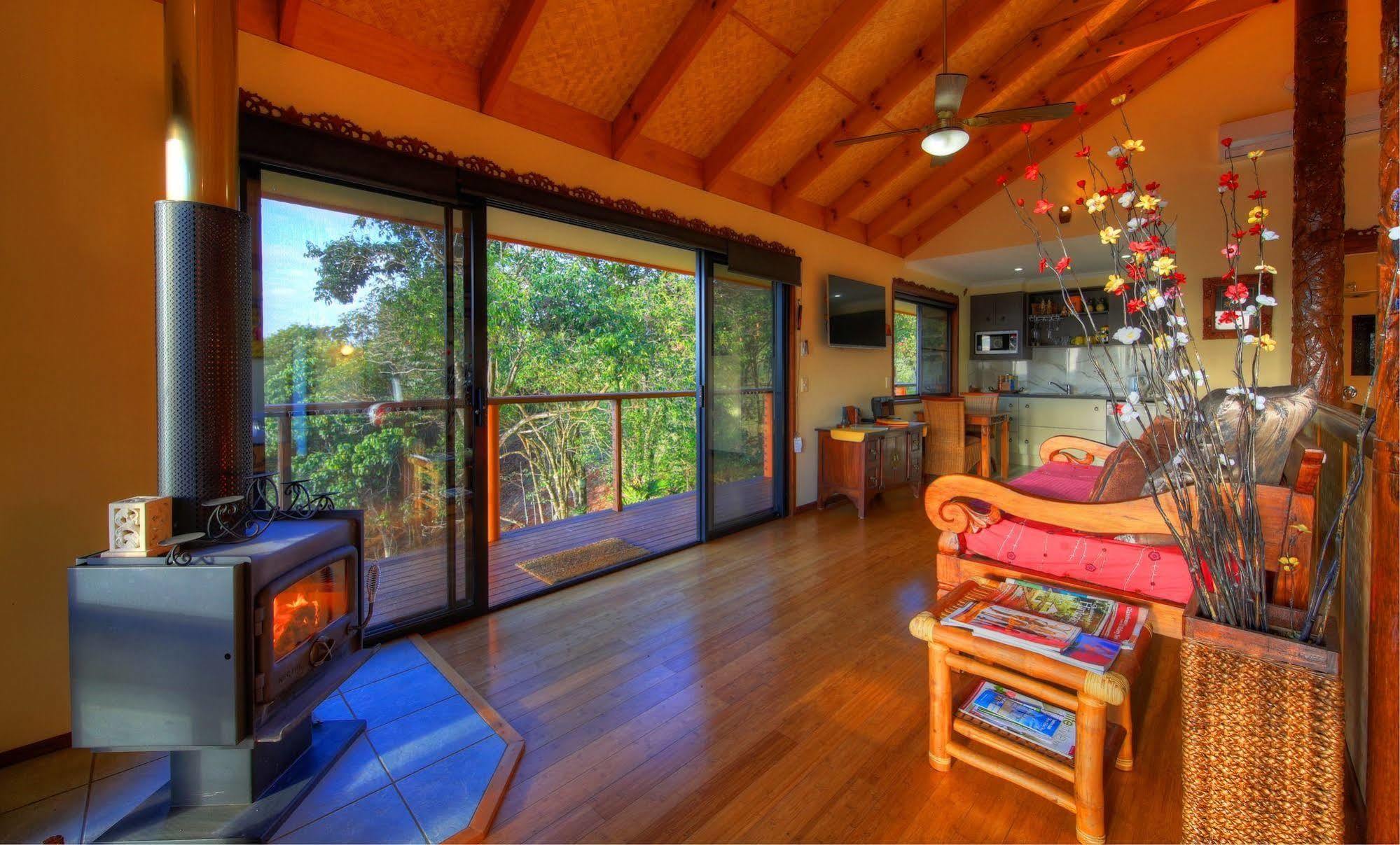 Maleny Tropical Retreat Bed & Breakfast Exterior photo